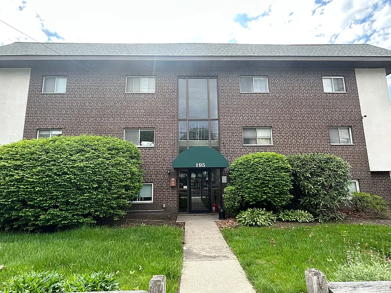 195 Independence Ave #111 — Photo 11