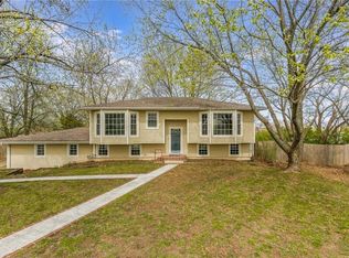 219 E 12th St, Lawson, MO 64062