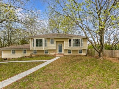 219 E 12th St, Lawson, MO, 64062