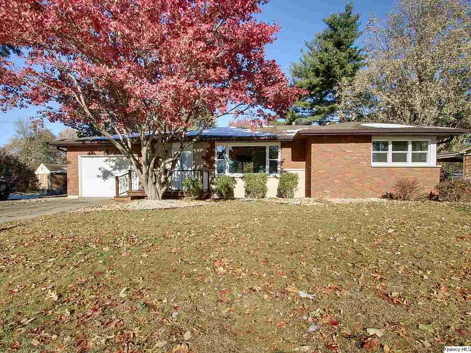 1st image of 3931 Holiday Dr