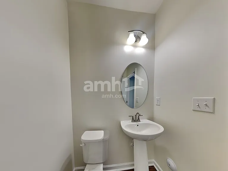 648 Hamilton Park Dr — Photo 11