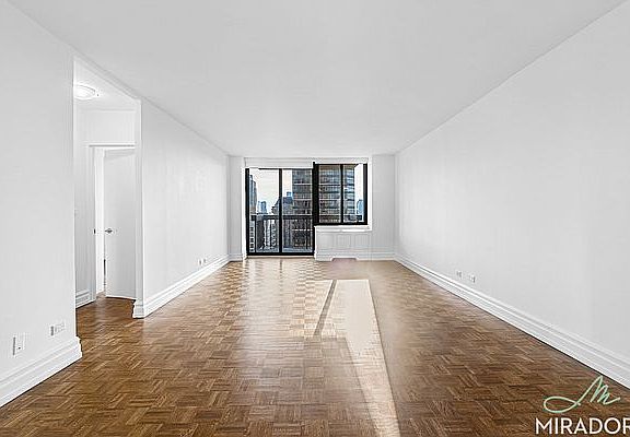4th image of 145 W 67th St APT 37G