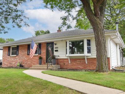 6100 W Hustis STREET, Milwaukee, WI, 53223