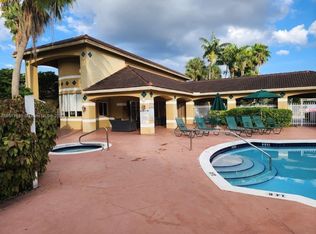 460 S Park Rd #6209, Hollywood, FL 33021