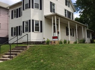 219 S Main St, Nazareth, PA 18064