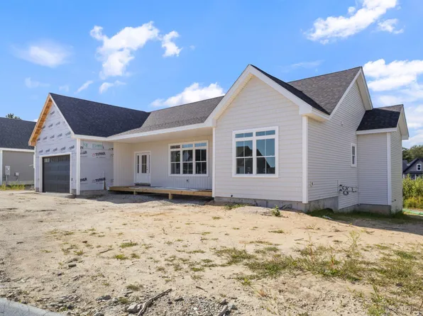 5 Magnolia Drive, Old Orchard Beach, ME 04064