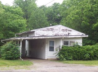 721 E Canary Ln, Monticello, IN 47960