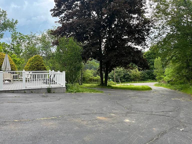 1015 Old Highway Rd — Photo 18