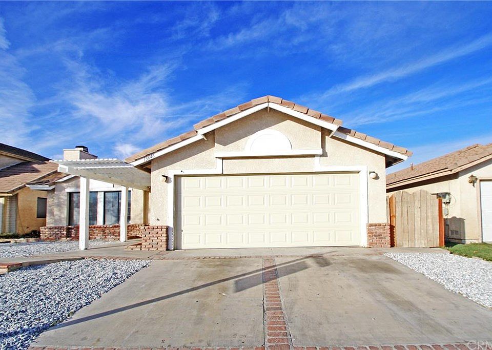 1st image of 13646 Rockledge Dr