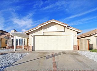 13646 Rockledge Dr, Victorville, CA 92392