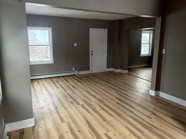 4333 W 8th St, Duluth, MN 55807