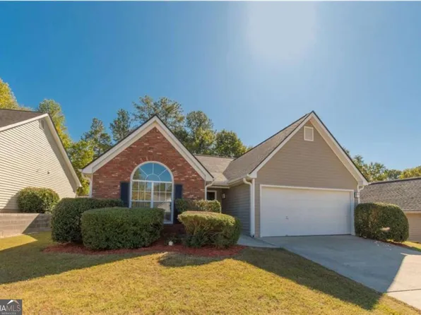 2110 Laurel Pointe Ln, Lawrenceville, GA 30043