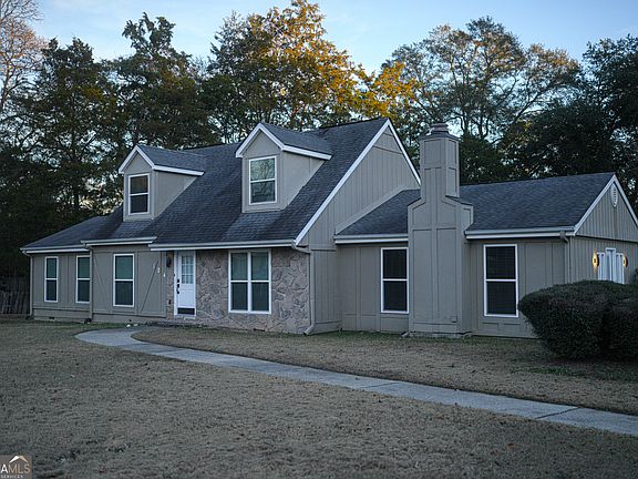 2nd image of 104 Ivey Way