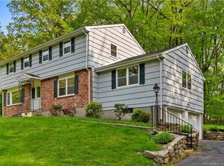 417 Wildwood Dr, Orange, CT 06477