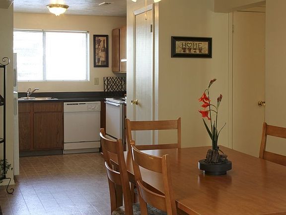 2nd image of 4545 Arcadia Green Way
