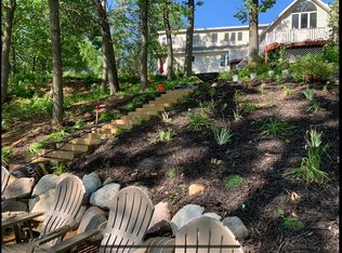 2646 Manitoba Ct NE, Grand Rapids, MI