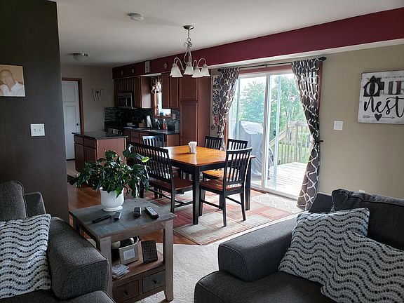 4th image of 9414 Davis Dr