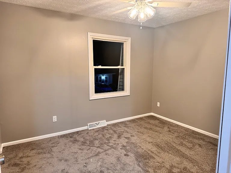 56 E Lindbergh Ave — Photo 12