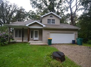 816 Wright Ave, McHenry, IL 60051