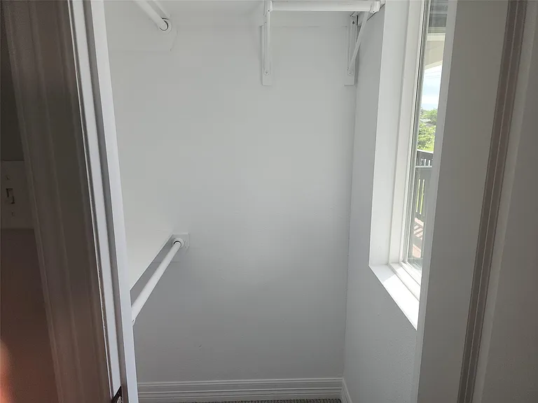 2651 Beaumont Ave #A — Photo 33