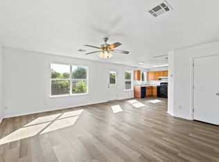722 Lavaca Loop, Elgin, TX 78621