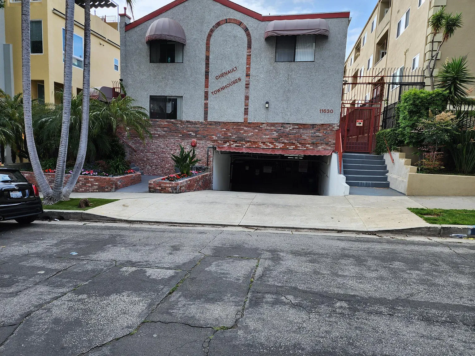 2 bed, 2.5 bath, 1000 sqft, $3,850 — Photo 4