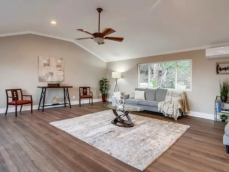 10050 Country View Rd — Photo 4