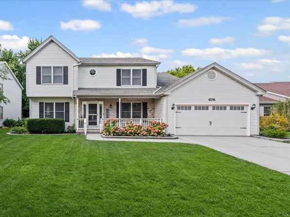 678 Canyon Ln, Elgin, IL 60123
