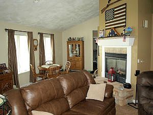 4th image of 1072 Spoden Ln