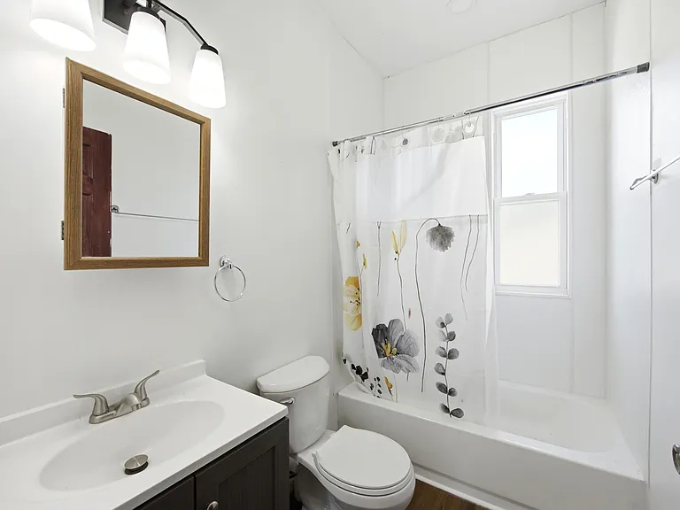 643 Villa St #TOP — Photo 5