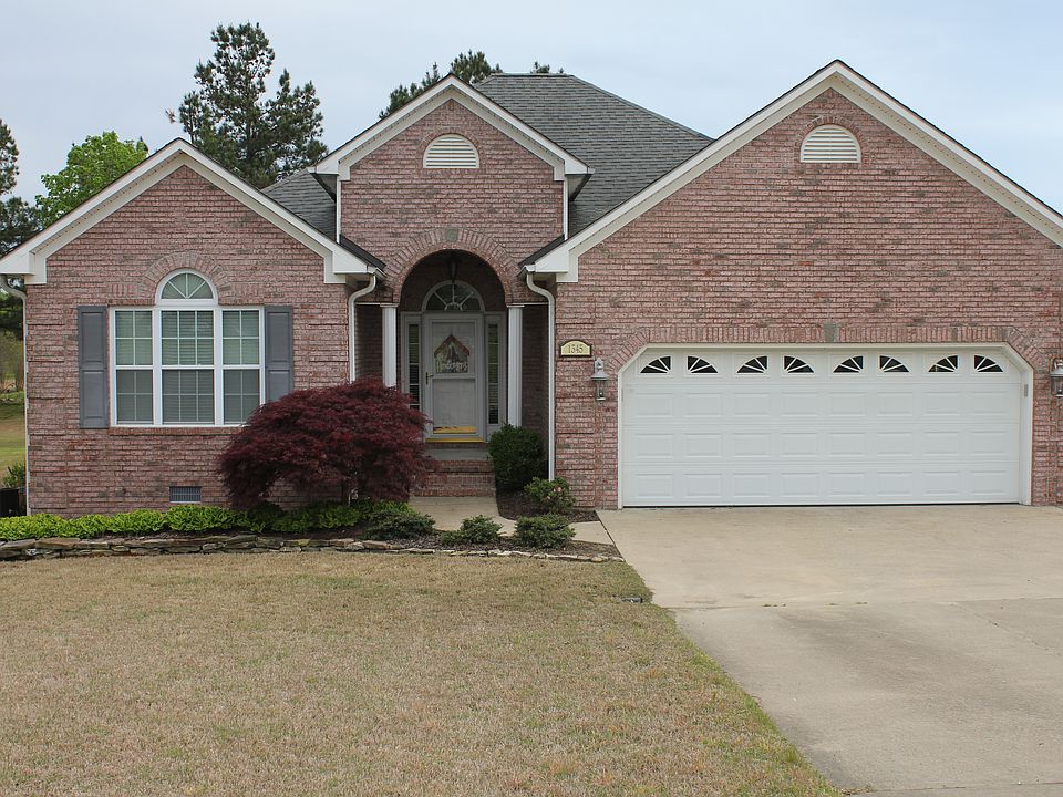 1st image of 1345 Pennell Ln