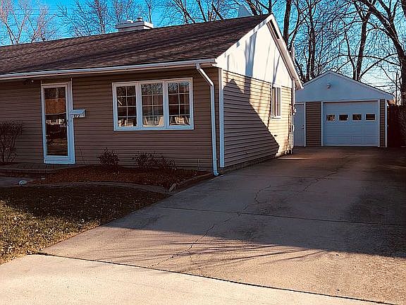 2nd image of 8131 Sycamore Ave