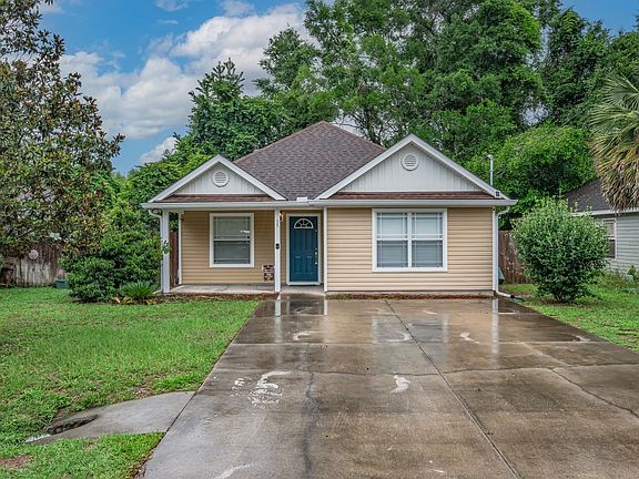 3rd image of 55 Ruby Ln