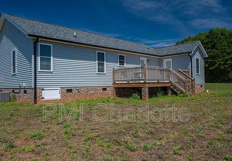 2128 Chatfield Rd — Photo 30