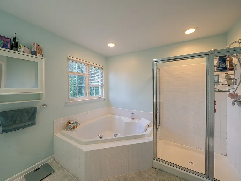 748 McCardle Dr — Photo 22