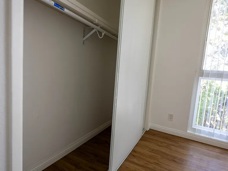 13059 Oxnard St #209 — Photo 14