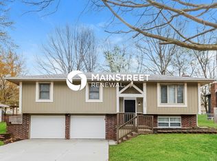 2808 SE 2nd St, Blue Springs, MO 64014