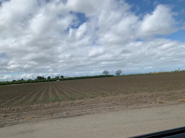 S Santa Lucia Ave, Los Banos, CA 93635