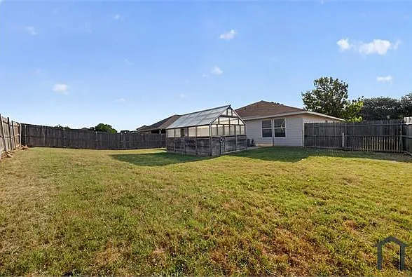 1432 Oak Hollow Ln — Photo 28