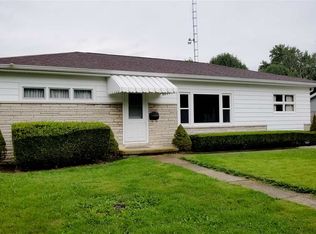 503 W School St, Centerville, IN 47330