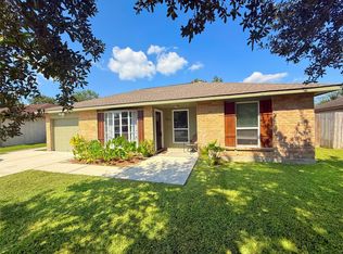 307 Bellmar Ln, Friendswood, TX 77546