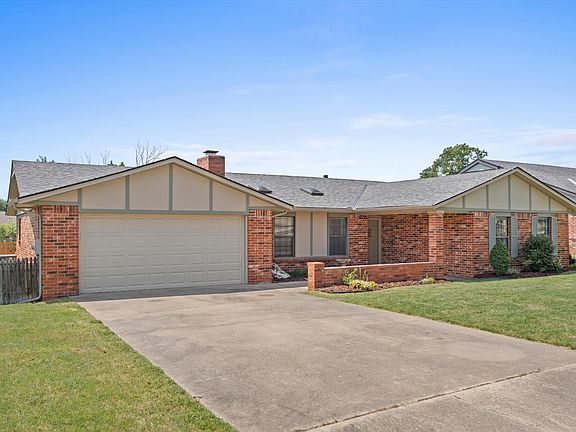 2nd image of 931 King Dr