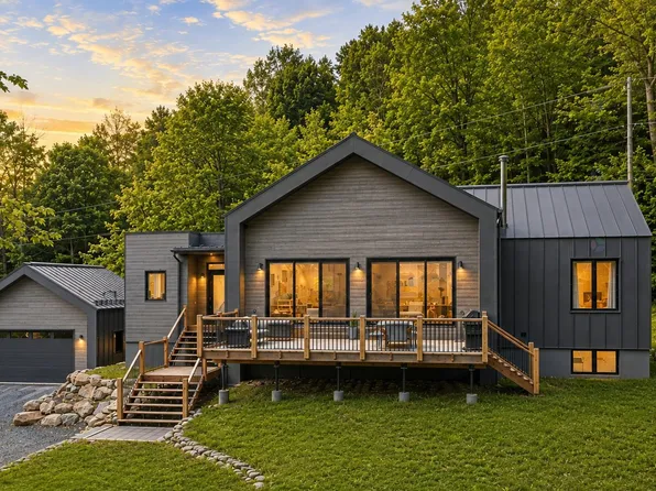 448 Chemin Du Mtns, Shefford, QC J2M 1N7