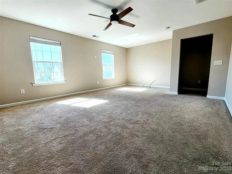 10420 Paisley Abbey Ln — Photo 11