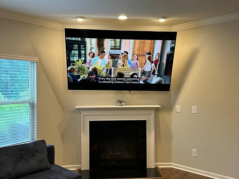 Hall TV