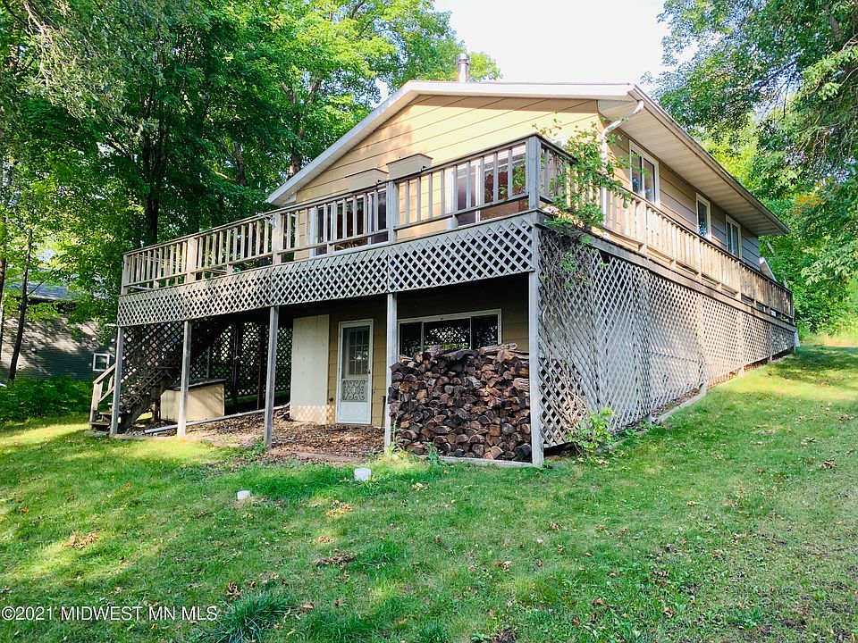 1st image of 44505 Crystal Hills Trl