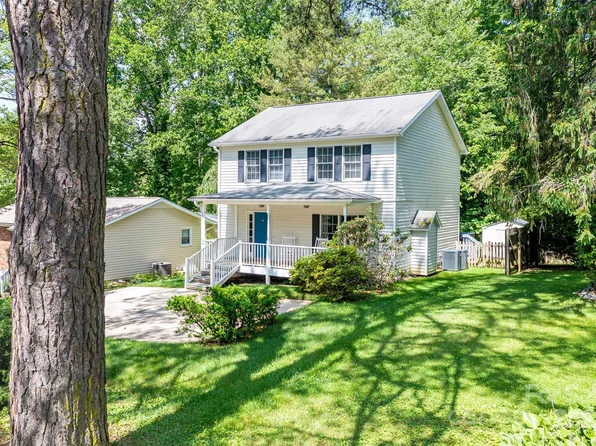 194 Locust Ct, Arden, NC 28704