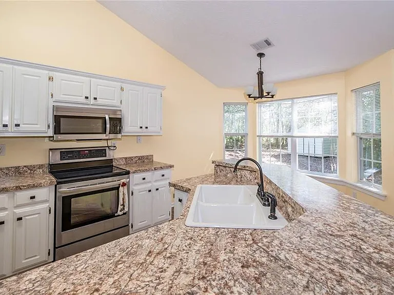 118 Jimmy Reynolds Dr — Photo 10