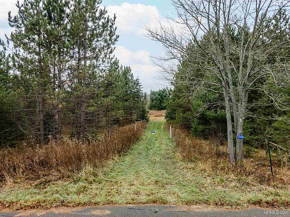 2nd image of 200 Olson Loop Rd