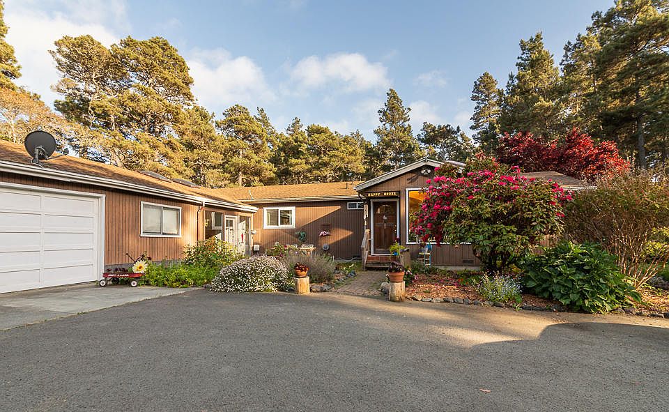 1st image of 32781 Tucker Ln